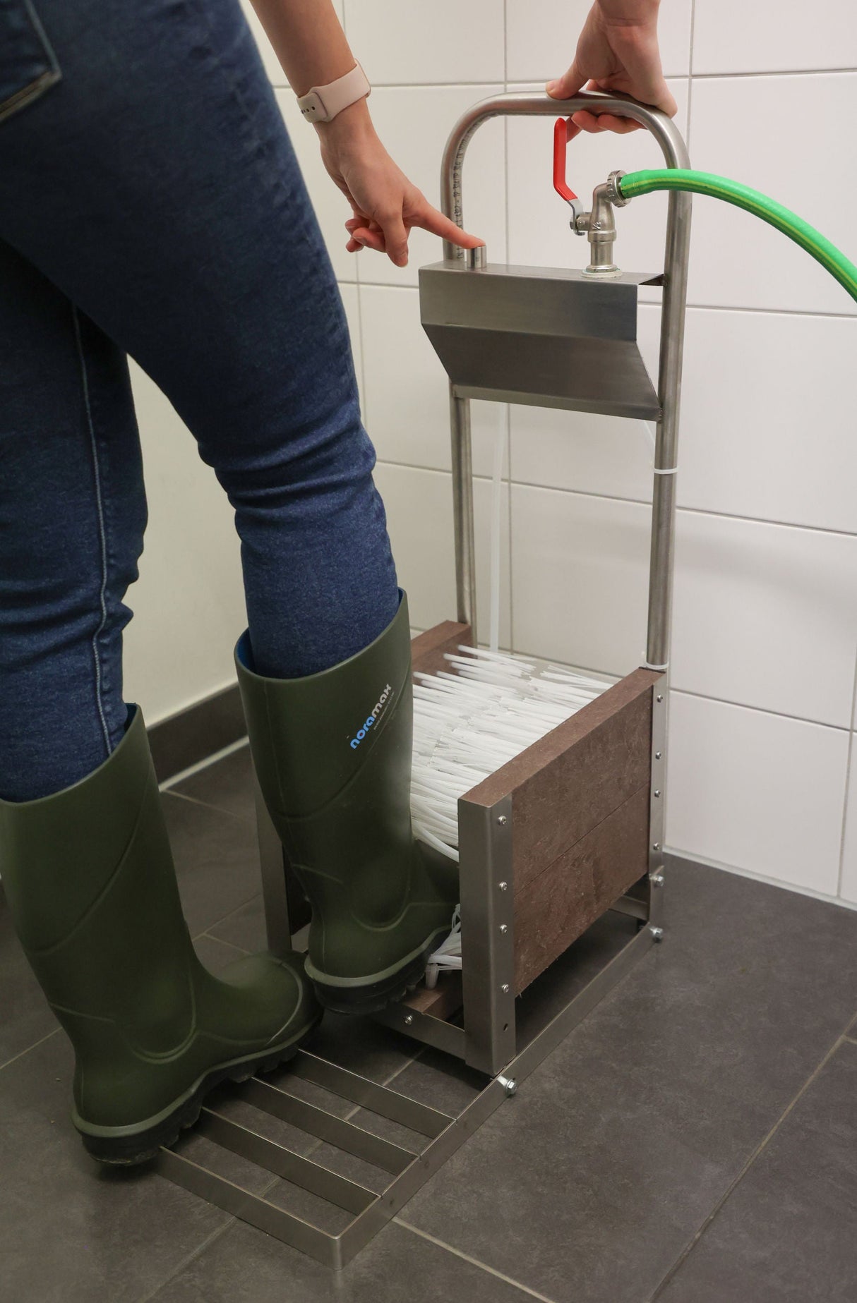 Kerbl Stiefelreiniger im Karton - 296900